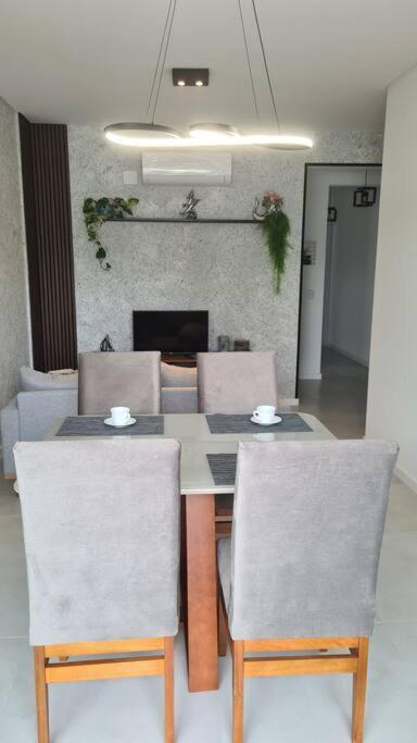 Apto Novo - Praias, Beto Carrero E Aeroporto Apartment *